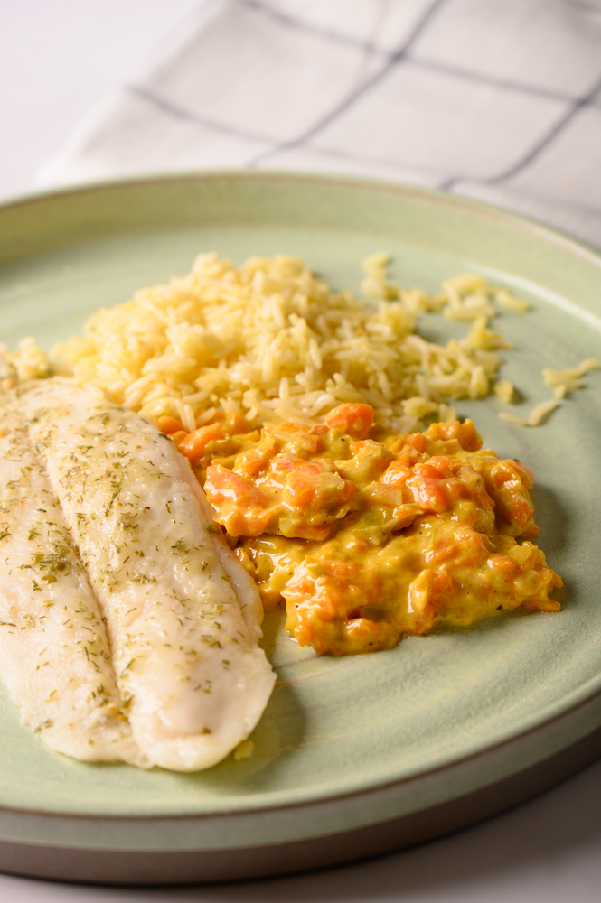 Thermomix vis met groenten en witte wijnsaus en rijst